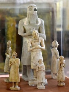 sumerien-statues.jpeg